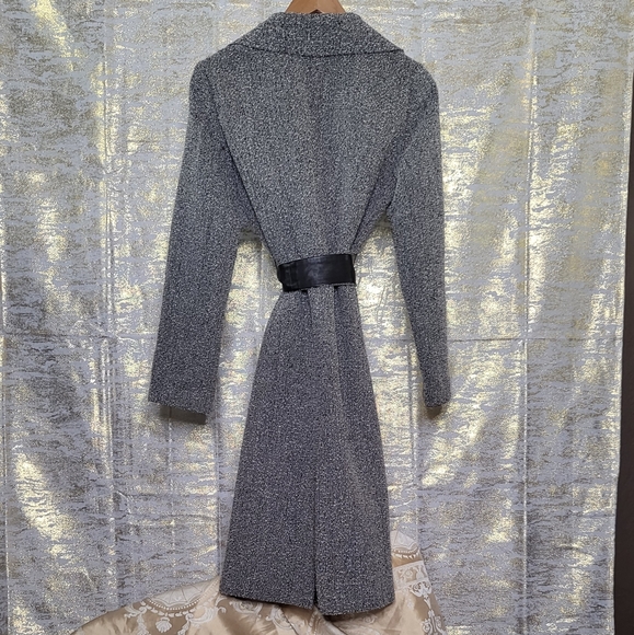 GUESS coat with removable fur collar size 6 - Picture 9 of 9